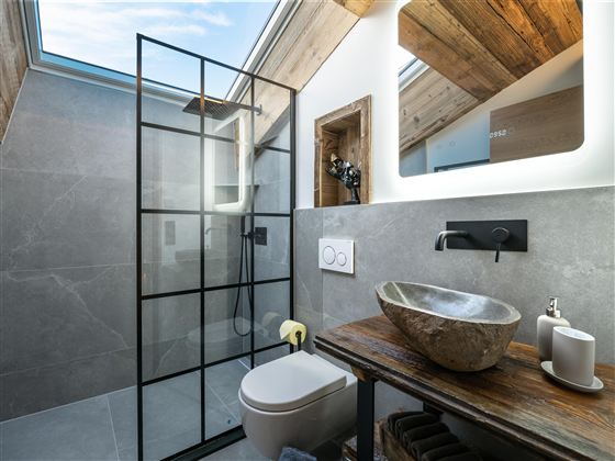 das_brunn_Rettenbach_9_Kirchberg_Badezimmer_1