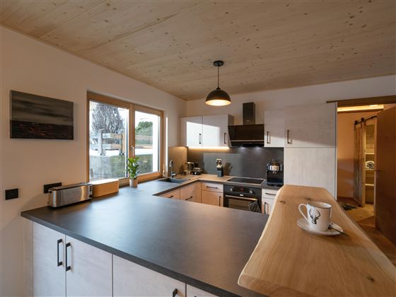 das_brunn_Rettenbach_9_Kirchberg_Kueche