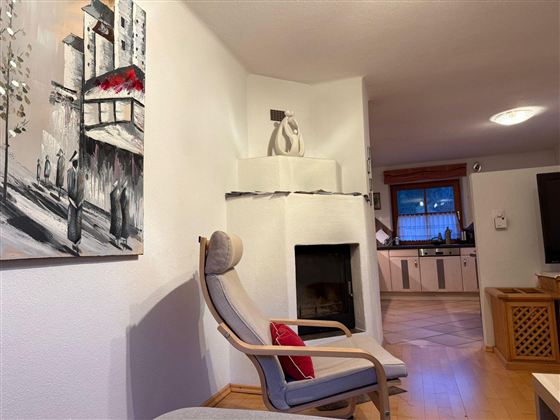 e0ce871b-d088-4b9e-af2f-c6197bc00d16