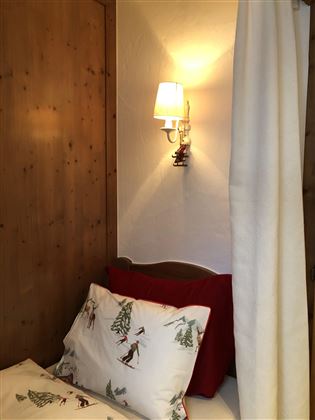 Einzelbett