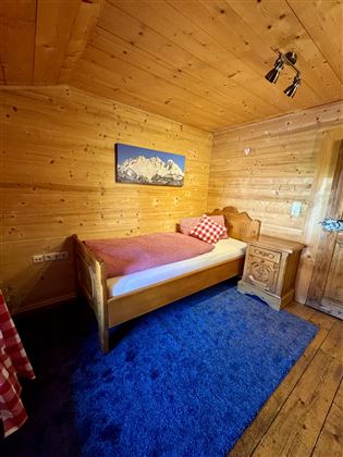 Einzelzimmer OG (2)