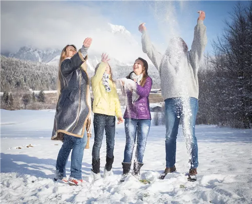 Familienspaß im Schnee