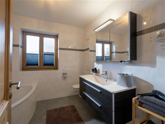 Ferienhaus_Hansl_Nottenbergweg_20_Going_Badezimmer