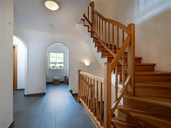 Ferienhaus_Wirtheim_Moosen_26_Brixen_Stiegenhaus