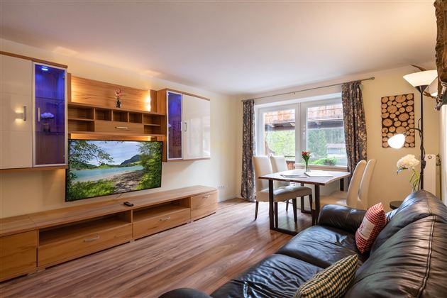 Ferienparadies_Moni_Landl_37_Thiersee_04_2024_Wohn