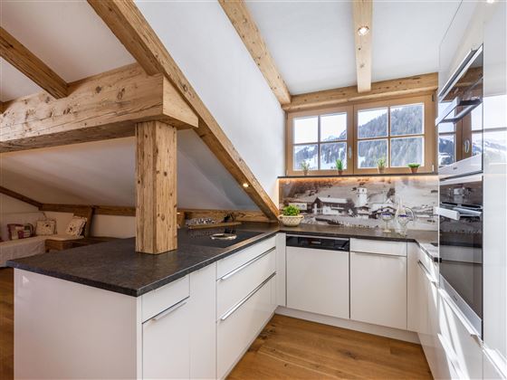 Ferienwohnung_Beim_Hoizwurm_Dorf_51_Aschau_Kueche