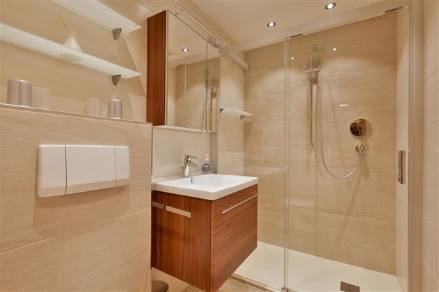 Ferienwohnung-Julia-Ellmau-Kirchbichl-53-Badezimme
