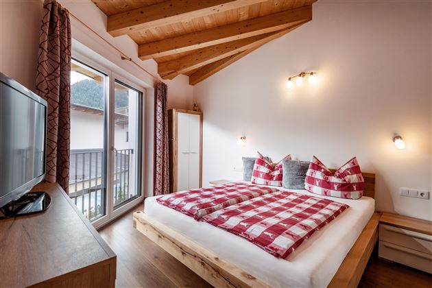 Ferienwohnung_Riedmann_Dorf_37c_Soell_07_2025_Schl