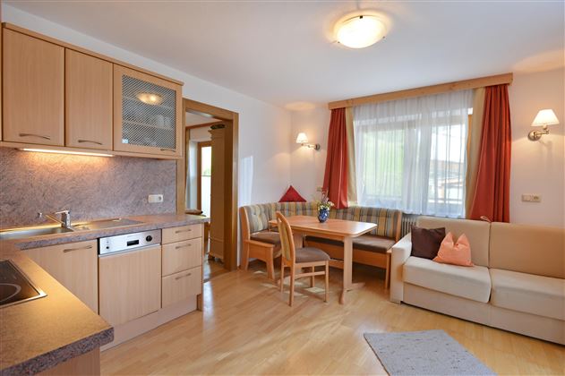 Ferienwohnung-Schnablhof-Ellmau-Faistenbichl-16-Jo