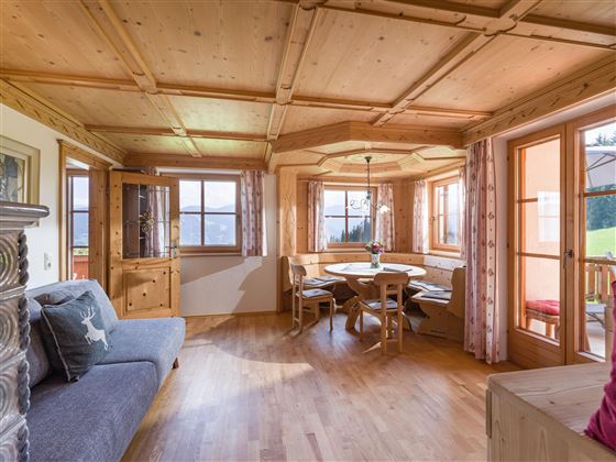 Flecklhuette Wohnzimmer