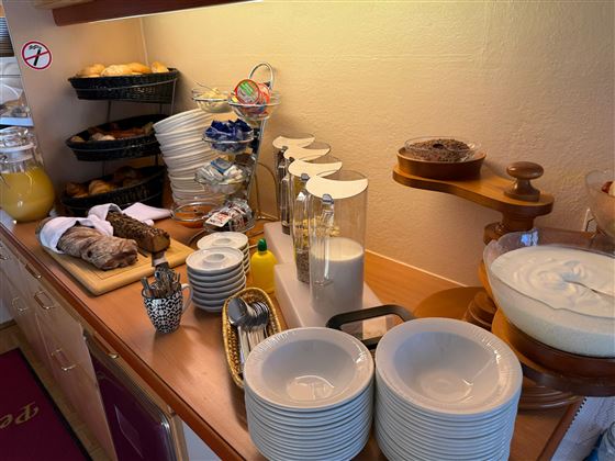 Breakfast room