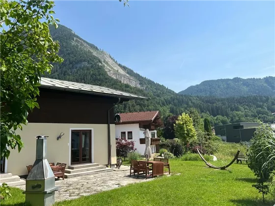 Grill-Terrasse-Ausblick(c)Landhaus Aufinger Bad Hä