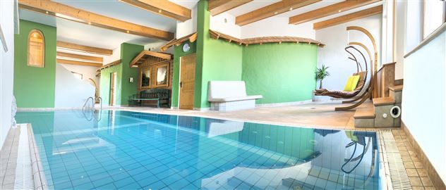 Hallenbad