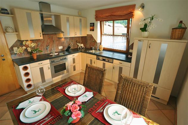 Hans-Joerg-Lanzinger-Unterdorf-70-Kelchsau-Kueche