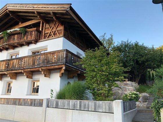 Haus außen Sommer