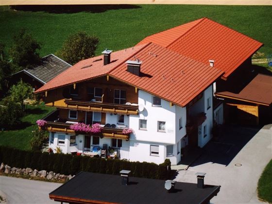 Haus_Hochfeld_im_Sommer