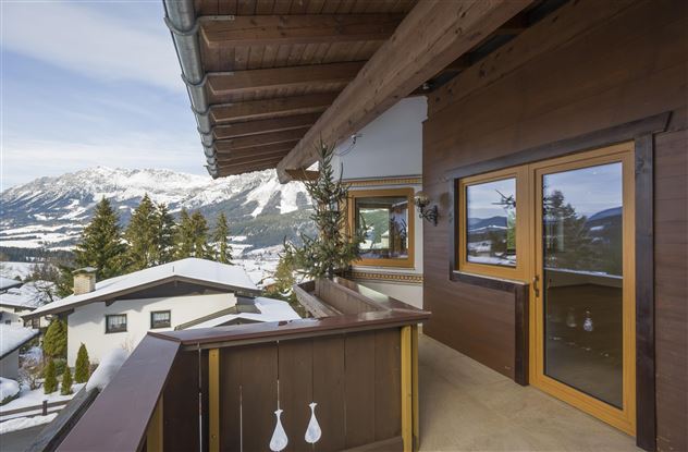Haus-Malerwinkl-Top2-Balkon