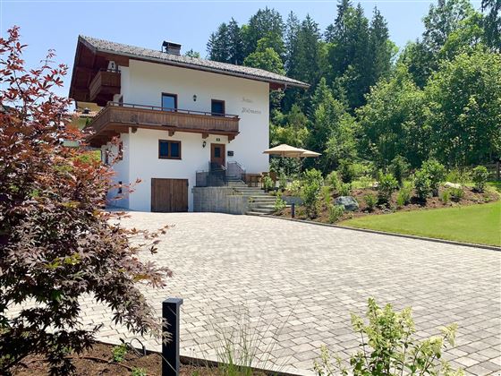 Haus Widmann Sommer/ Summer 1