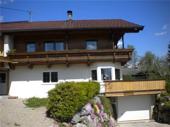 Hausansicht Seite