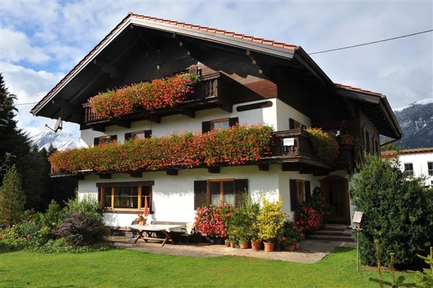 Hausansicht Sommer