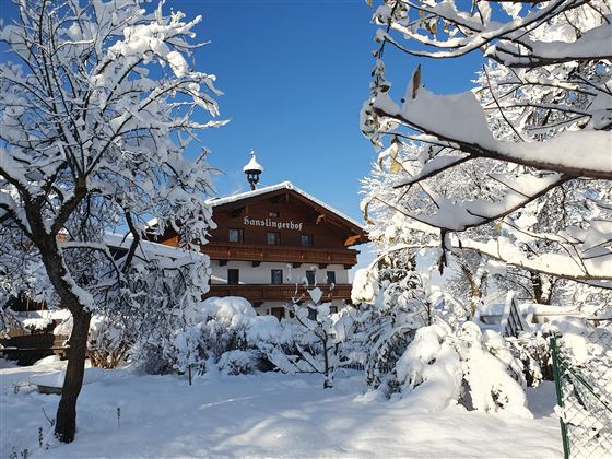 Hausansicht Winter