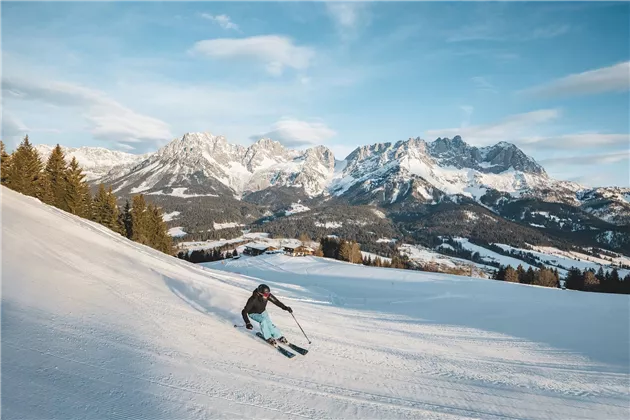 hd-Skifahren-mit-Wilder-Kaiser-Panorama-2©mathaeus