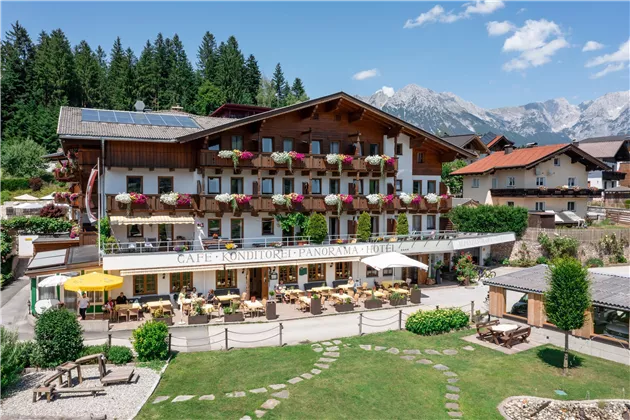 Hotel_Alpenpanorama_Sonnbichl_18_Soell_07_2023_Hau