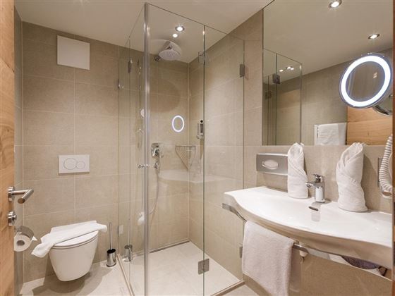 Hotel_Unterm_Rain_Kitzbuehelerstrasse_8_Kirchberg_