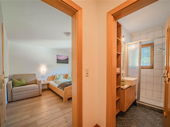 Innenbilder Neushoot Apartments 4 zu 3 60� (2 von 