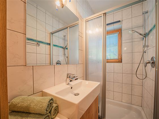 Innenbilder Neushoot Apartments 4 zu 3 60� (3 von 