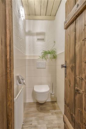 KB: Toilette (Separat)