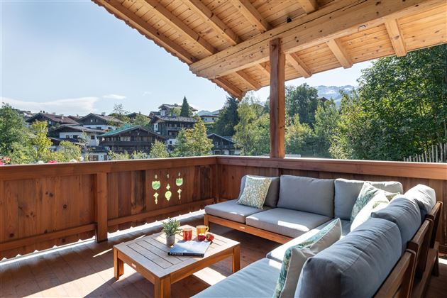 Kinkara_Lodge_Lendstrasse_42_Kirchberg_Terrasse