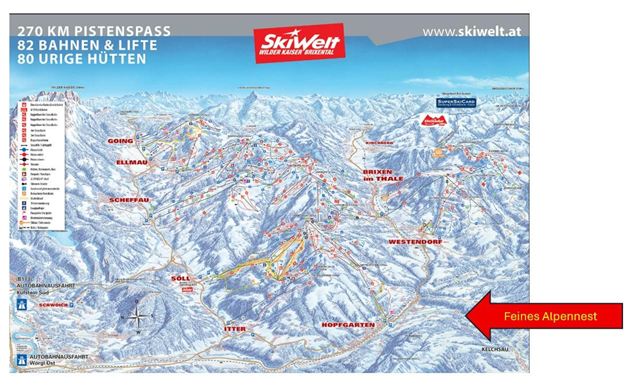 Een overzichtskaart van het skigebied SkiWelt met pistes, liften en hutten. De kaart toont talrijke skipaden en aangrenzende plaatsen in een bergenlandschap.