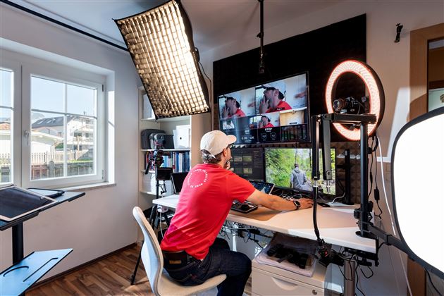 Medienstudio und Arbeitsraum zur Postproduktion