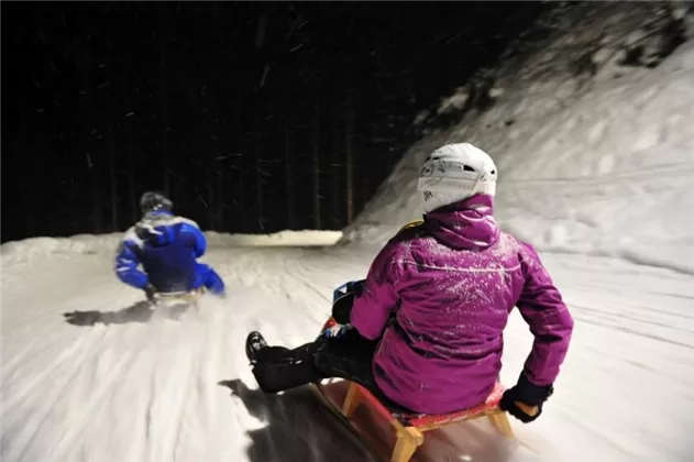 nachtrodeln-astbergrodelbahn-going-skiwelt-christi