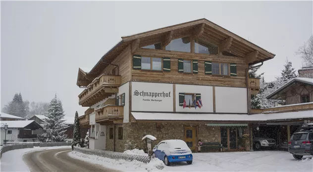 Pension-Schnapperhof-Going-Dorfstrasse-18-Haus-Win