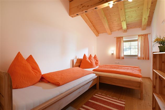 Privatzimmer-Haus-Krall-Going-Achenweg-10-Schlafzi