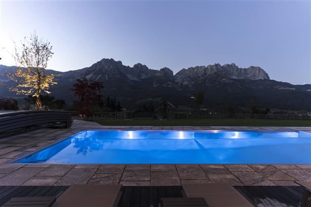 reell-kommunikationsdesign-NASCHBERGHOF-klein-298