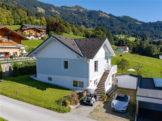 Gebäudeansicht Oberwindau 47a, Drohnenaufnahme