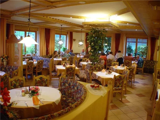 Restaurant 1