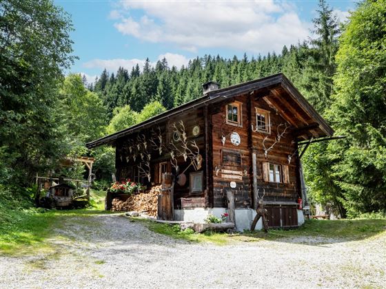 Rettensteinhuette_Außen_Aschau_2