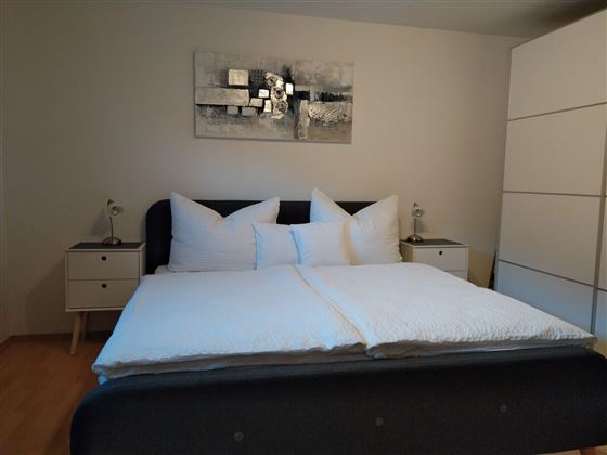 Schlafzimmer 1 Doppelbett 180x200cm