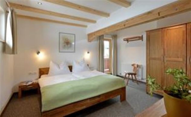 Schlafzimmer 1 (Large)
