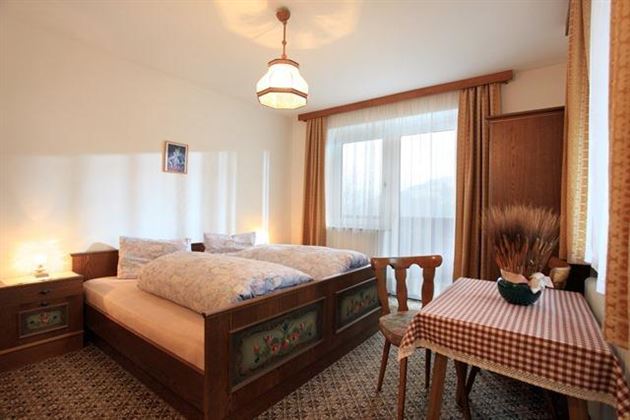 Schlafzimmer 2