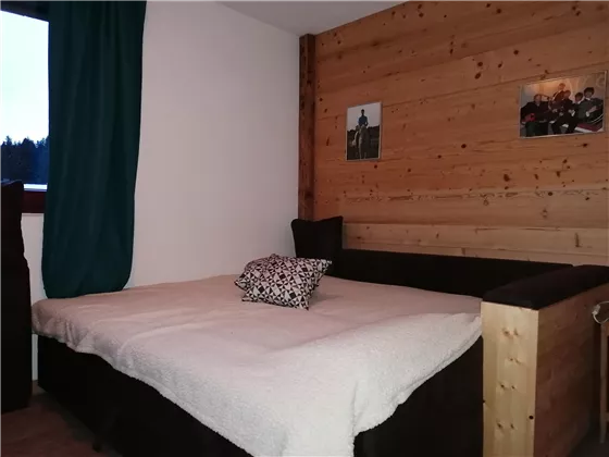 Schlafzimmer 2 / Bed Room 2