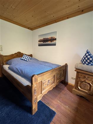 Schlafzimmer OG (4)