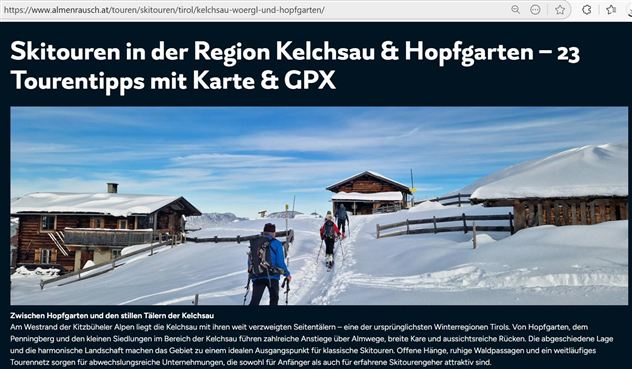 Een winterlandschap met met sneeuw bedekte hutten en wandelaars op een skipad. De lucht is helder en de omgeving lijkt vredig en uitnodigend.