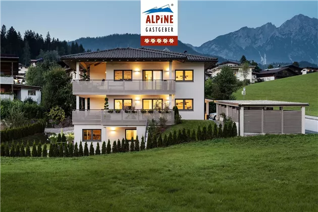 Söll_APARTdeluxe_Aussenansicht_Sommer_WilderKaiser