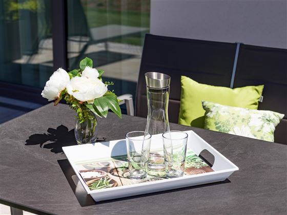 Söll_APARTdeluxe_Gartensuite_Sommer_Terrasse_Wilde