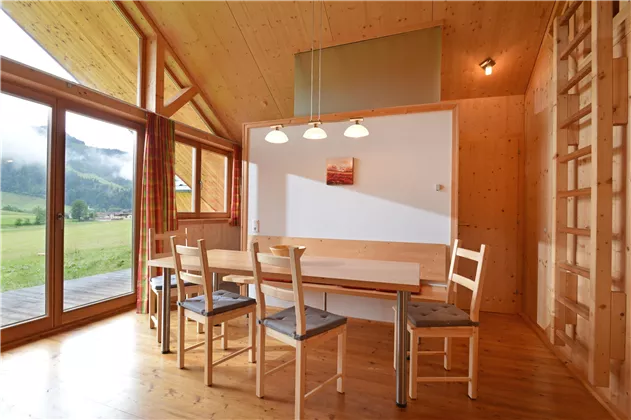 Söll_Franzlhof_Ferienhaus Esstisch_Wilder Kaiser